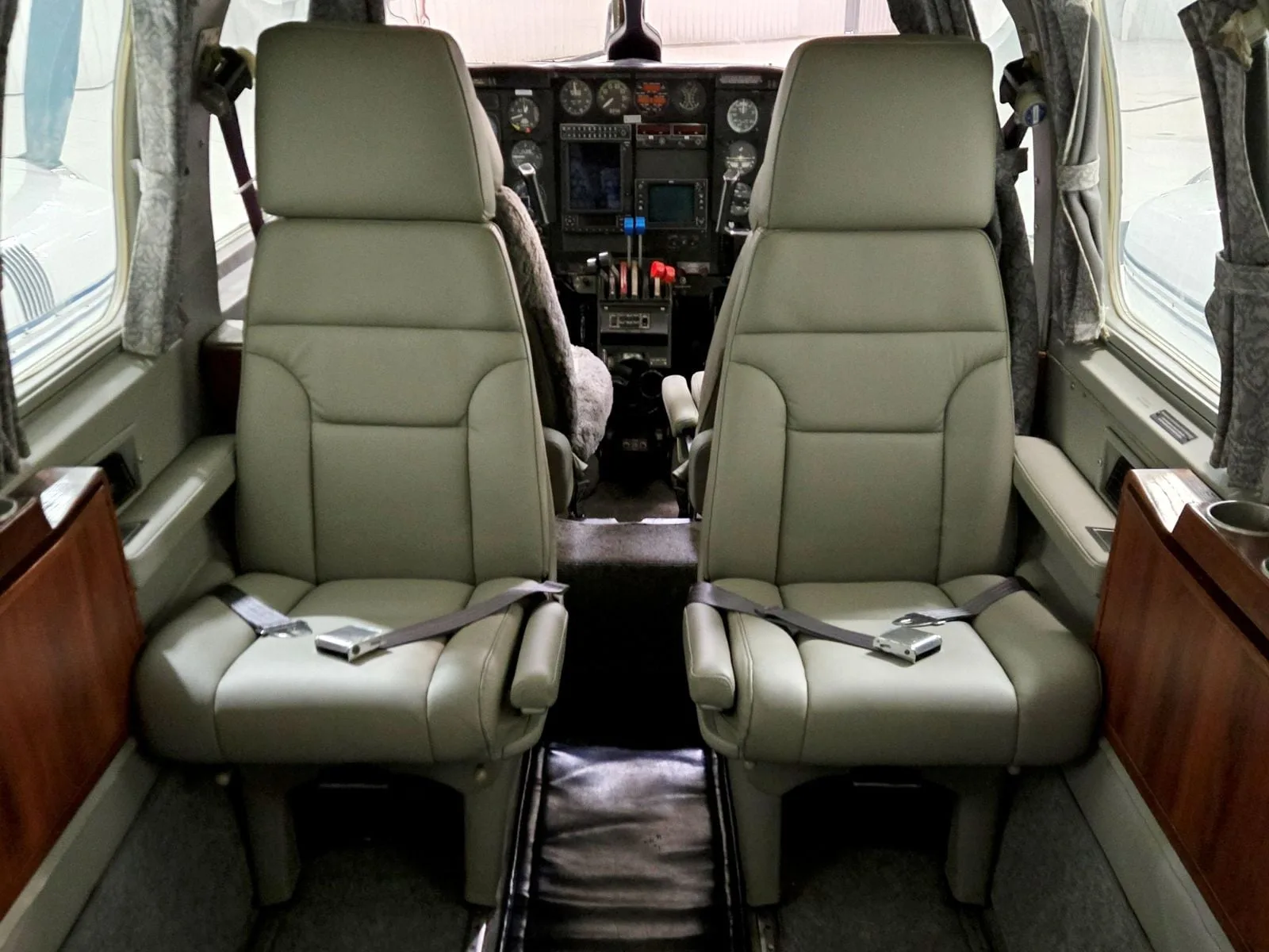 Piper Panther 350 Navajo - N30DR
