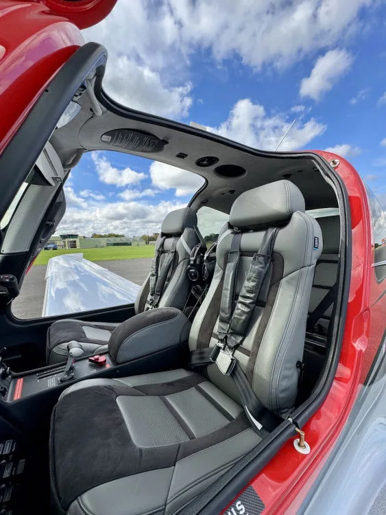Cabin interior of a 2021 Cirrus SR22T G6 GTS.