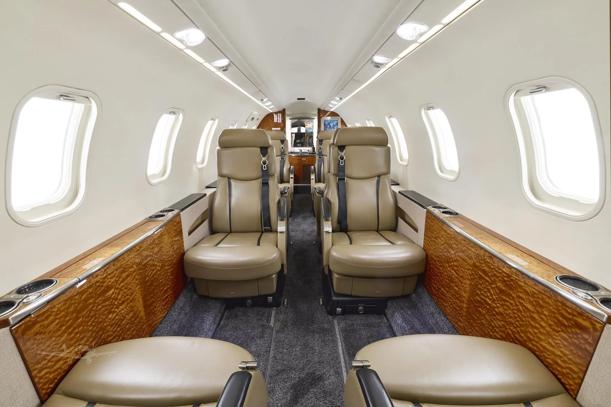 Cabin interior of a 2004 LEARJET 45XR.