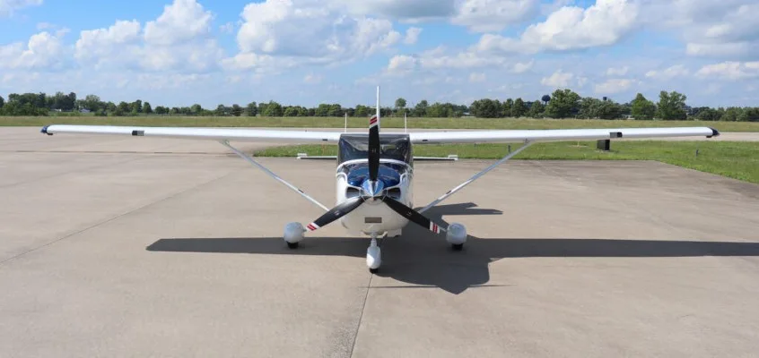 Exterior view of a 2025 Cessna T182T.