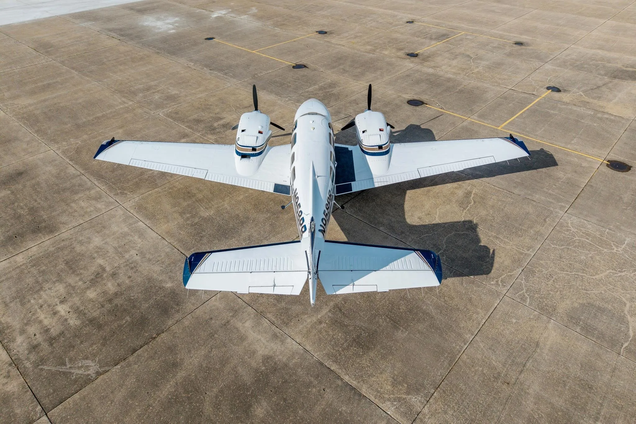 Exterior view of a 1981 BEECHCRAFT 58P BARON, N958PB.