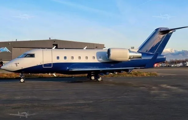 Cabin interior of a 1992 BOMBARDIER CHALLENGER 601-3A/ER.