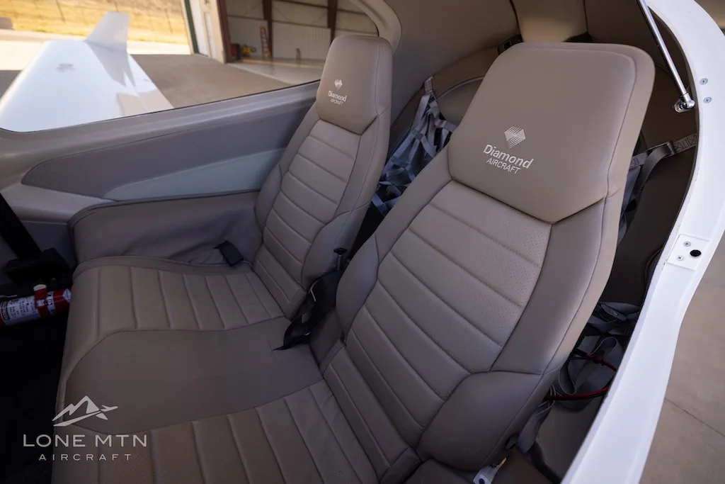 Cabin interior of a 2020 Diamond DA40 NG.
