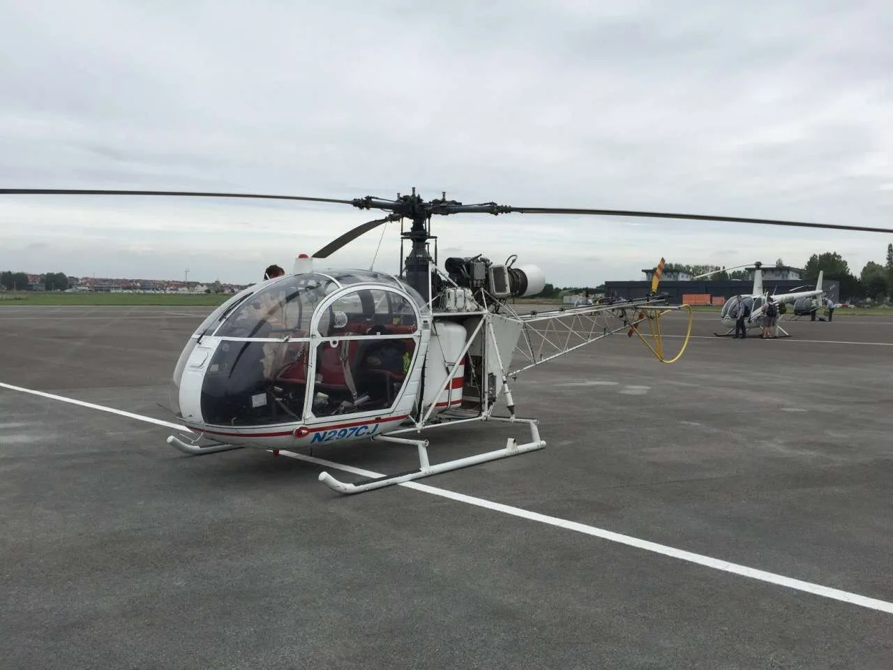 Exterior view of a 2016 Robinson R66.