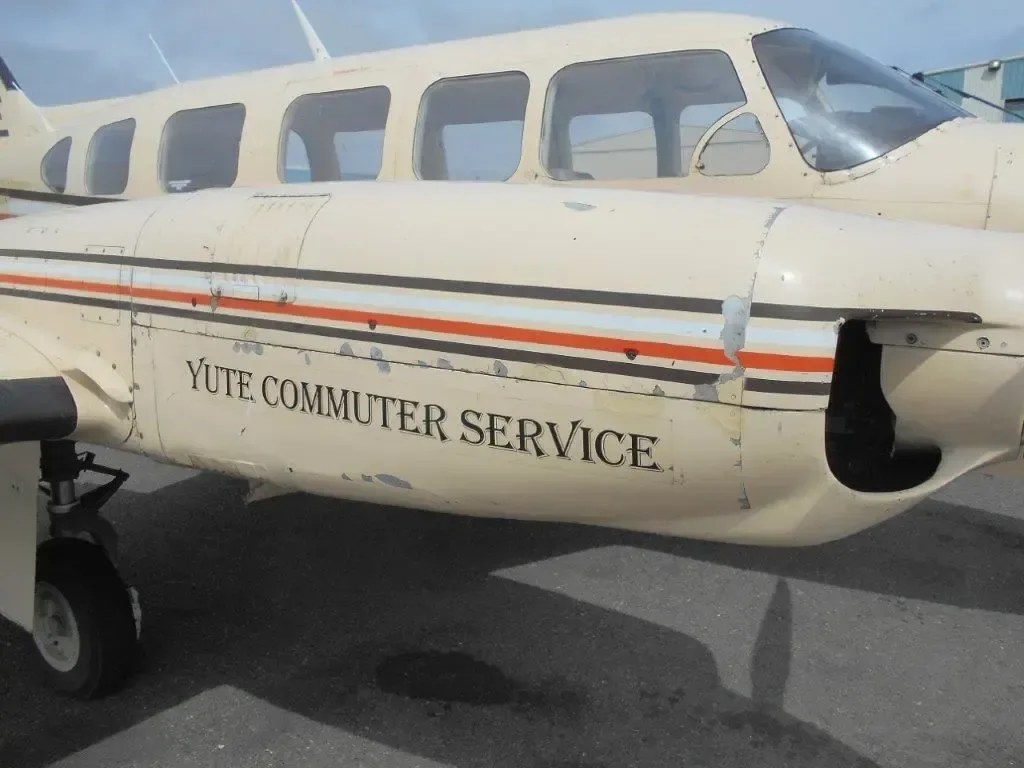 Exterior view of a 1985 Piper Chieftain.