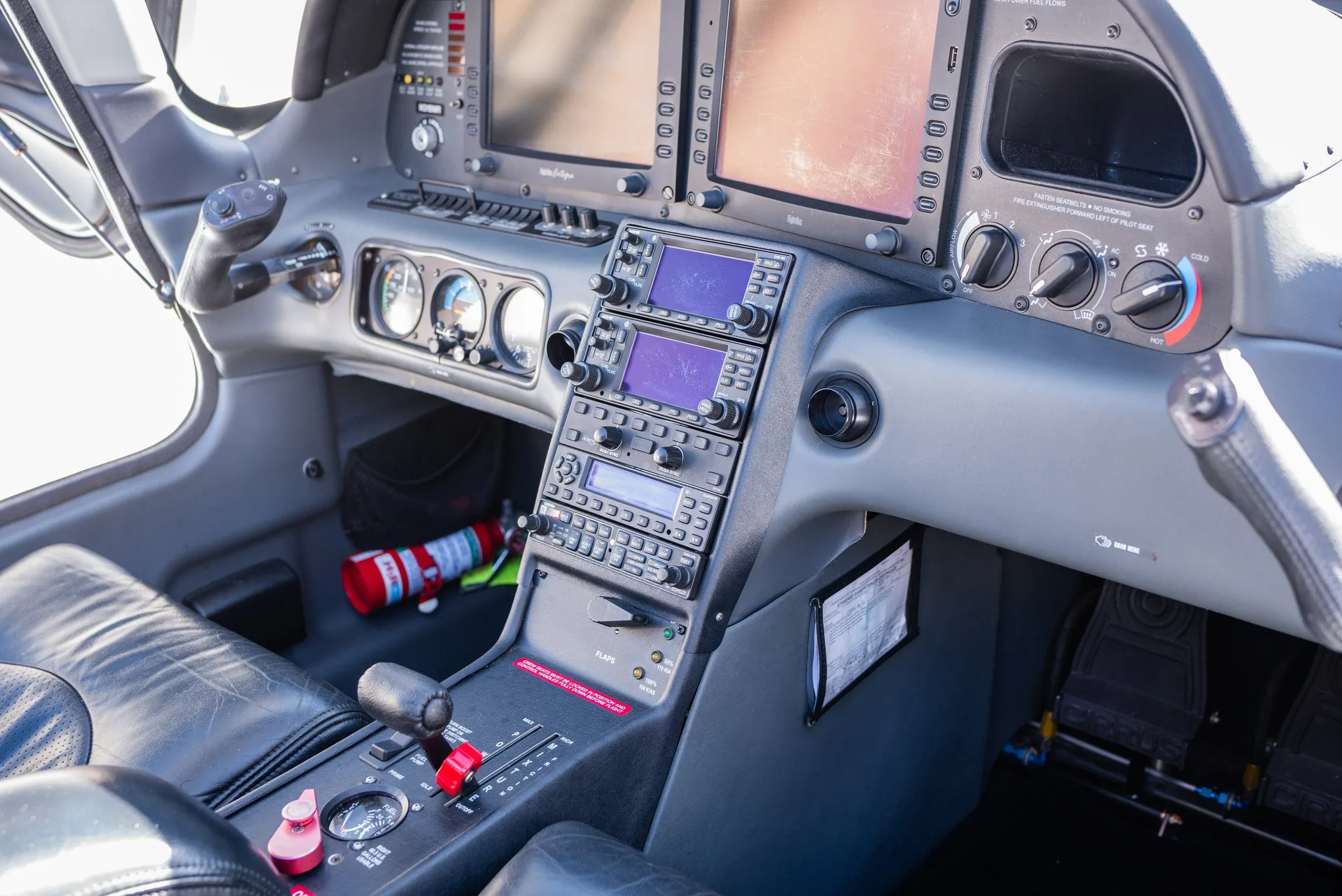 Cockpit and instrument panel of a 2006 Zane Co Aero SR22 G2 GTS N318MR — Zane Co Aero.