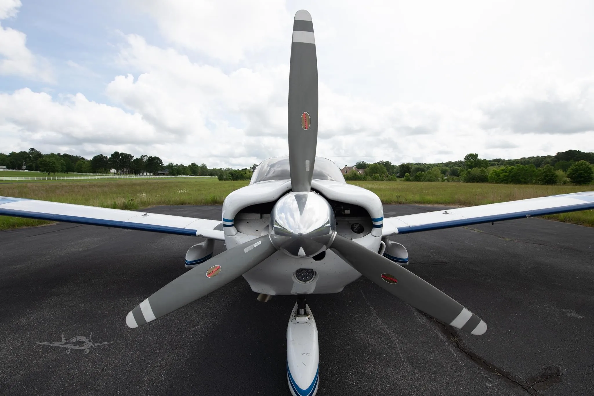 Exterior view of a 1977 PIPER CHEROKEE 6/300, N2617M.