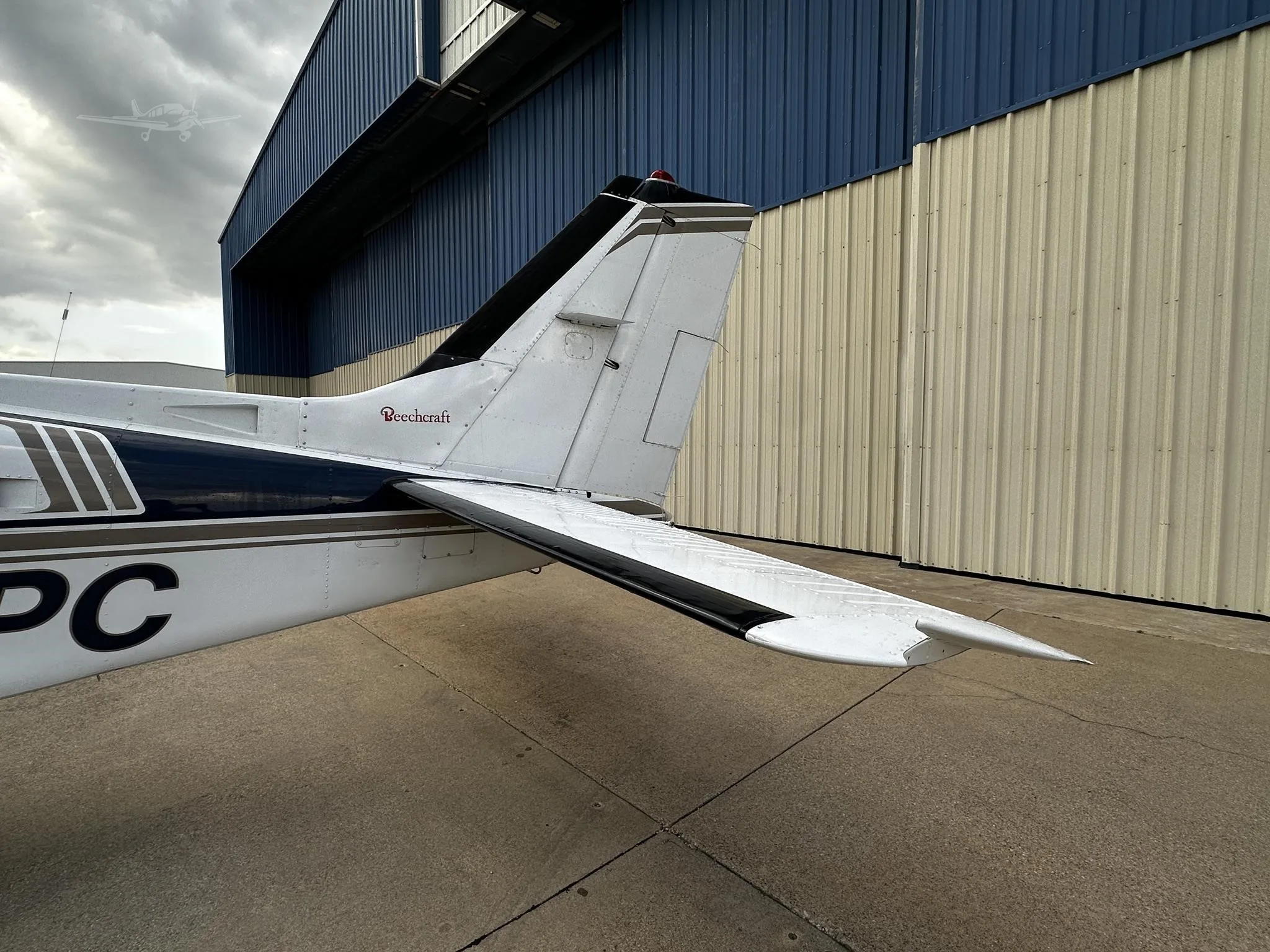 Exterior view of a 1976 BEECHCRAFT 58 BARON, N112PC.