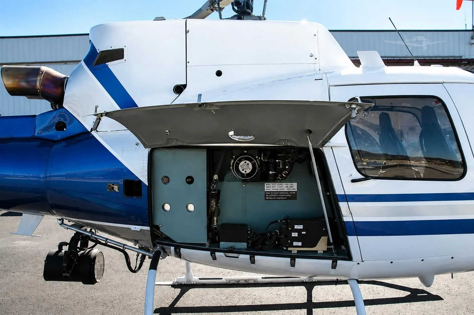 Exterior view of a 2014 AIRBUS H125, N910LS.
