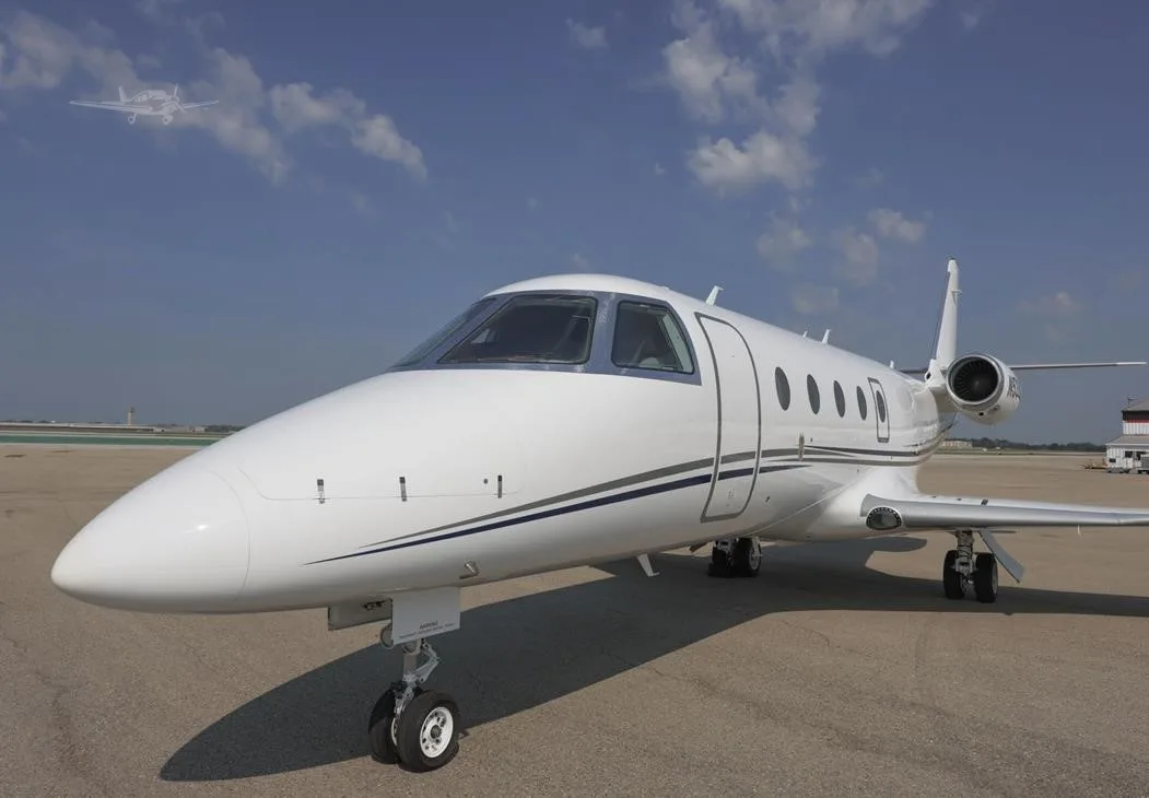 Exterior view of a 2006 GULFSTREAM G150.