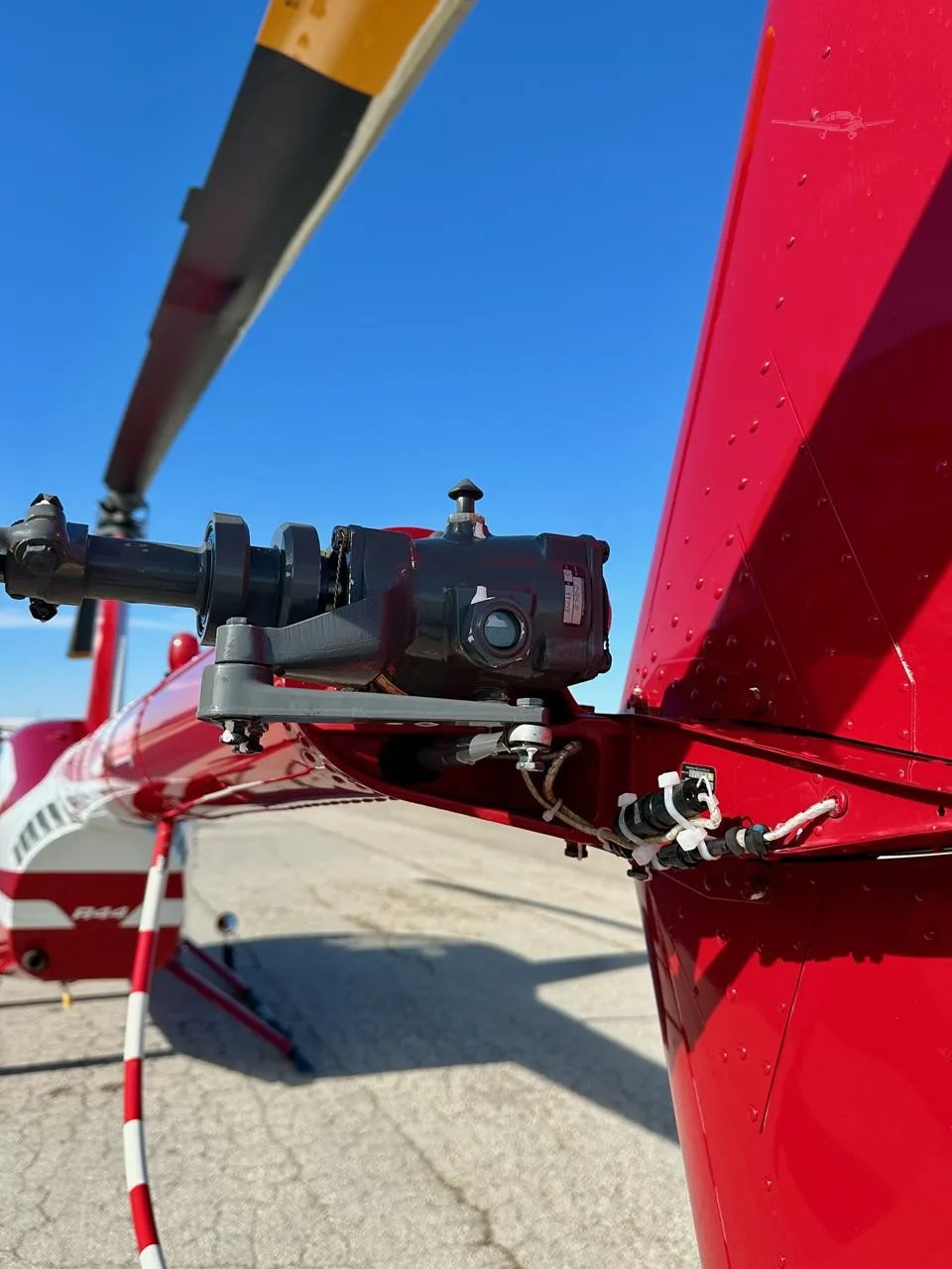 Engine detail of a 2006 ROBINSON R44 RAVEN II.