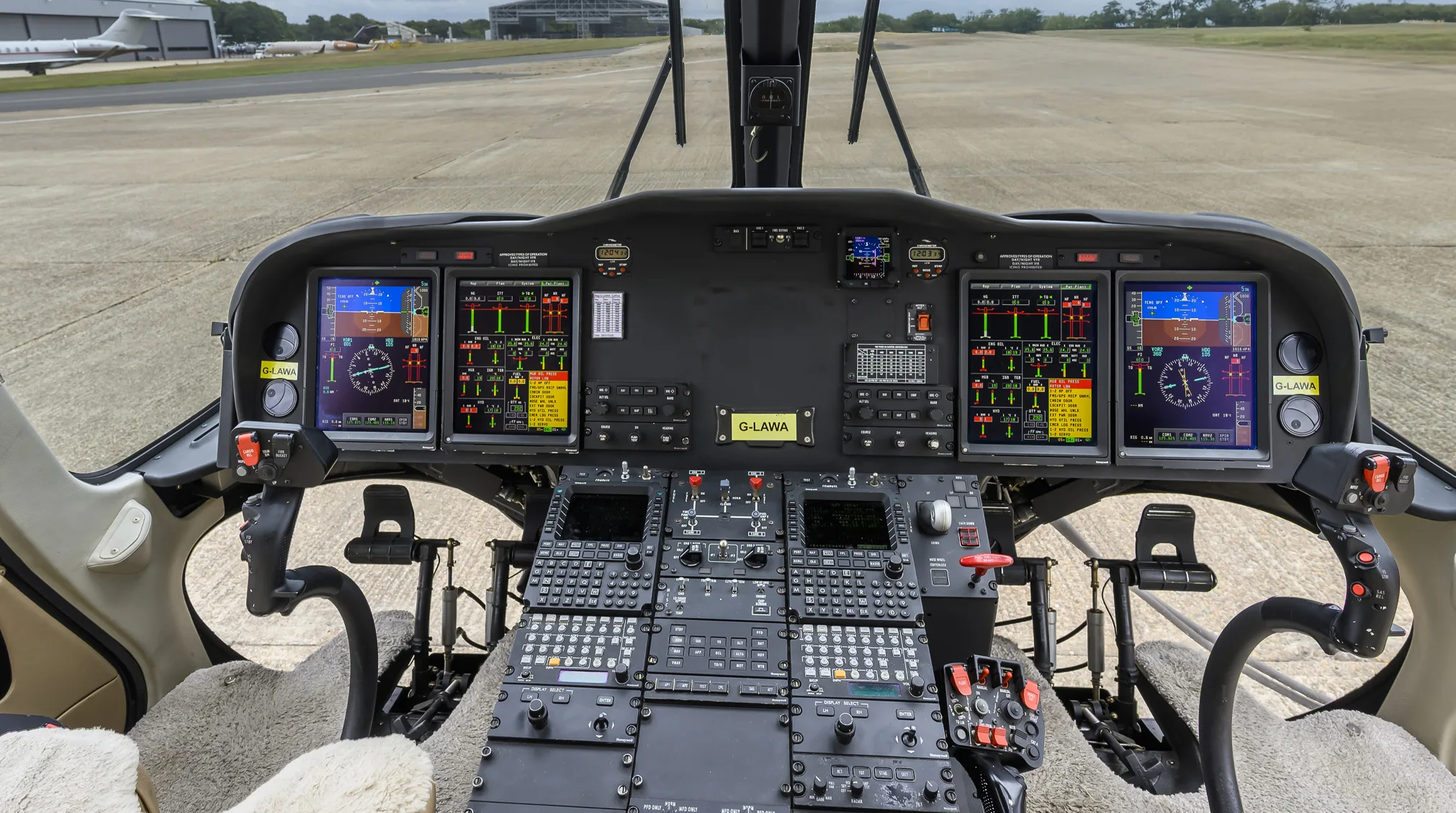 Cockpit and instrument panel of a 2013 Leonardo AW139.