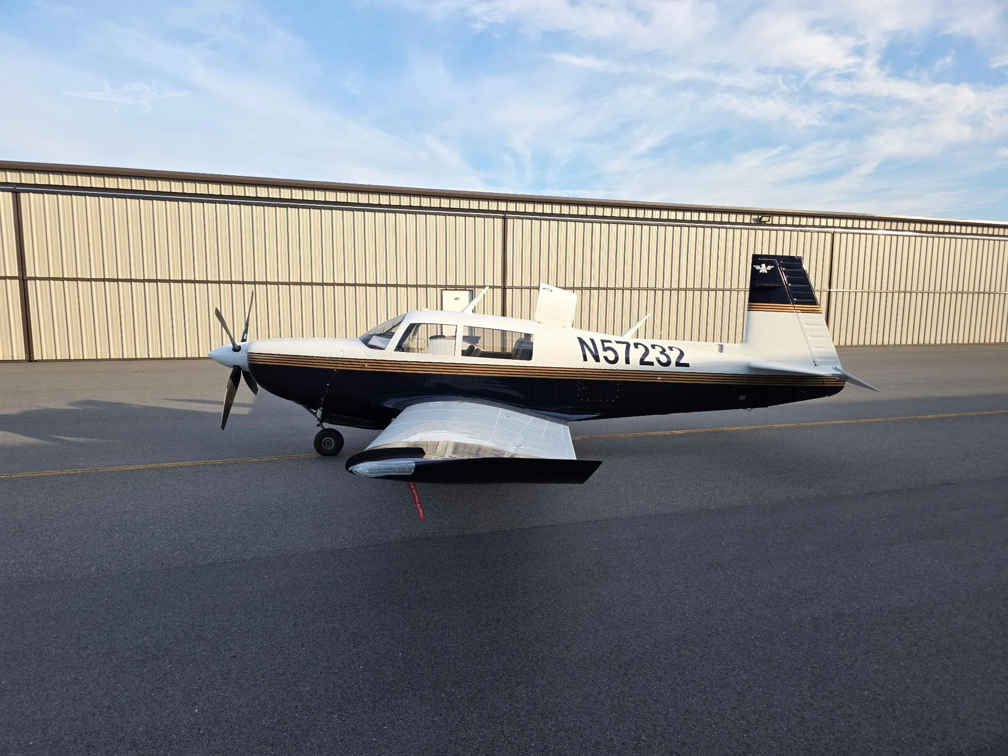 Exterior view of a 1984 MOONEY M20K 305 ROCKET, N57232.