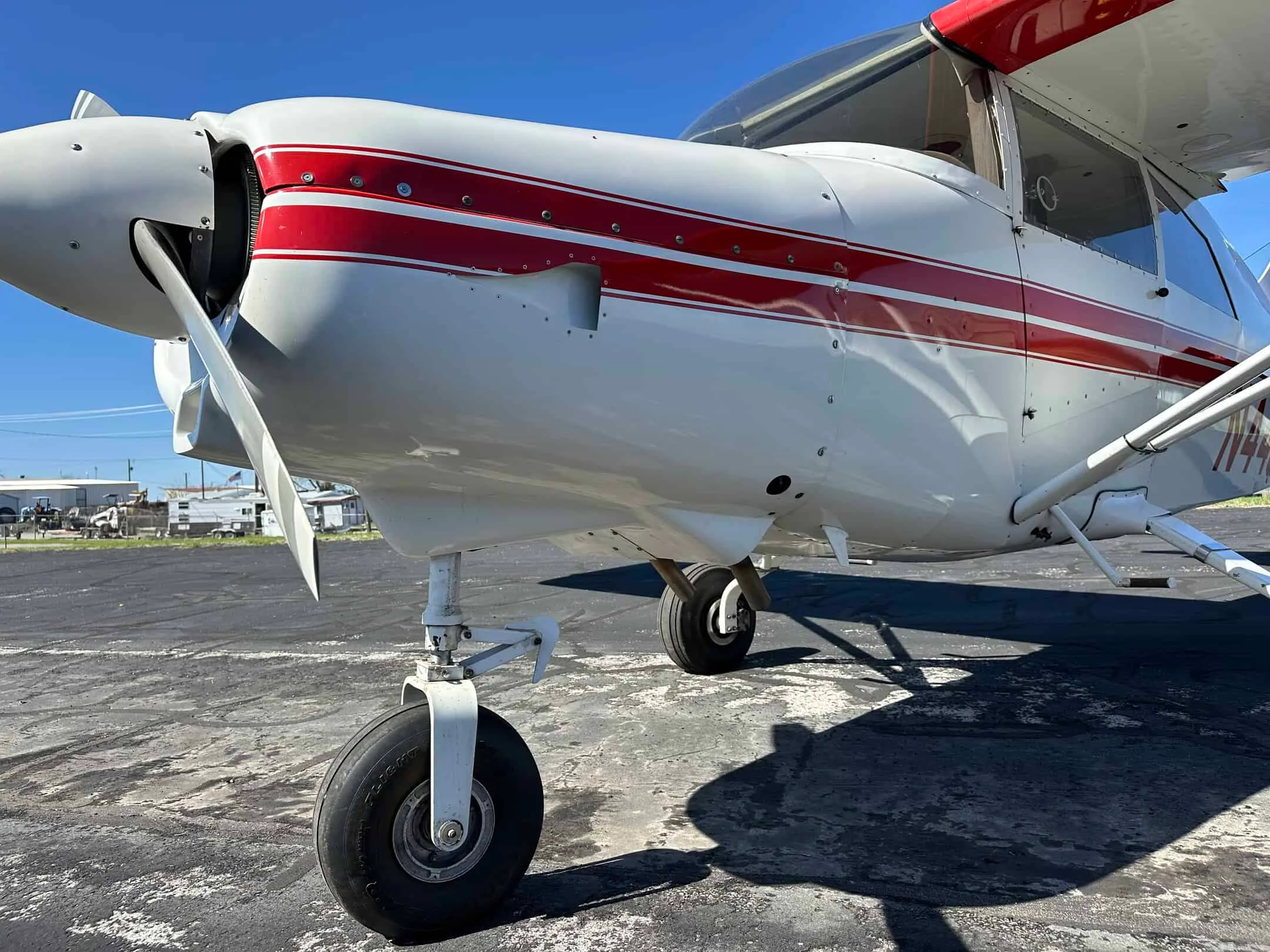 Exterior view of a 1997 Maule MXT-7-180A, N448HW.