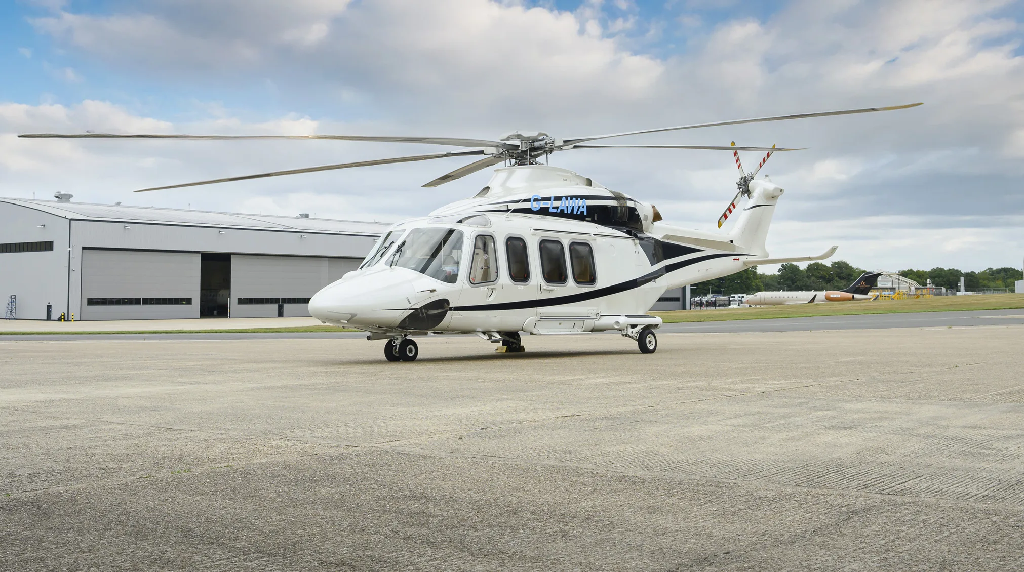Exterior view of a 2013 Leonardo AW139.