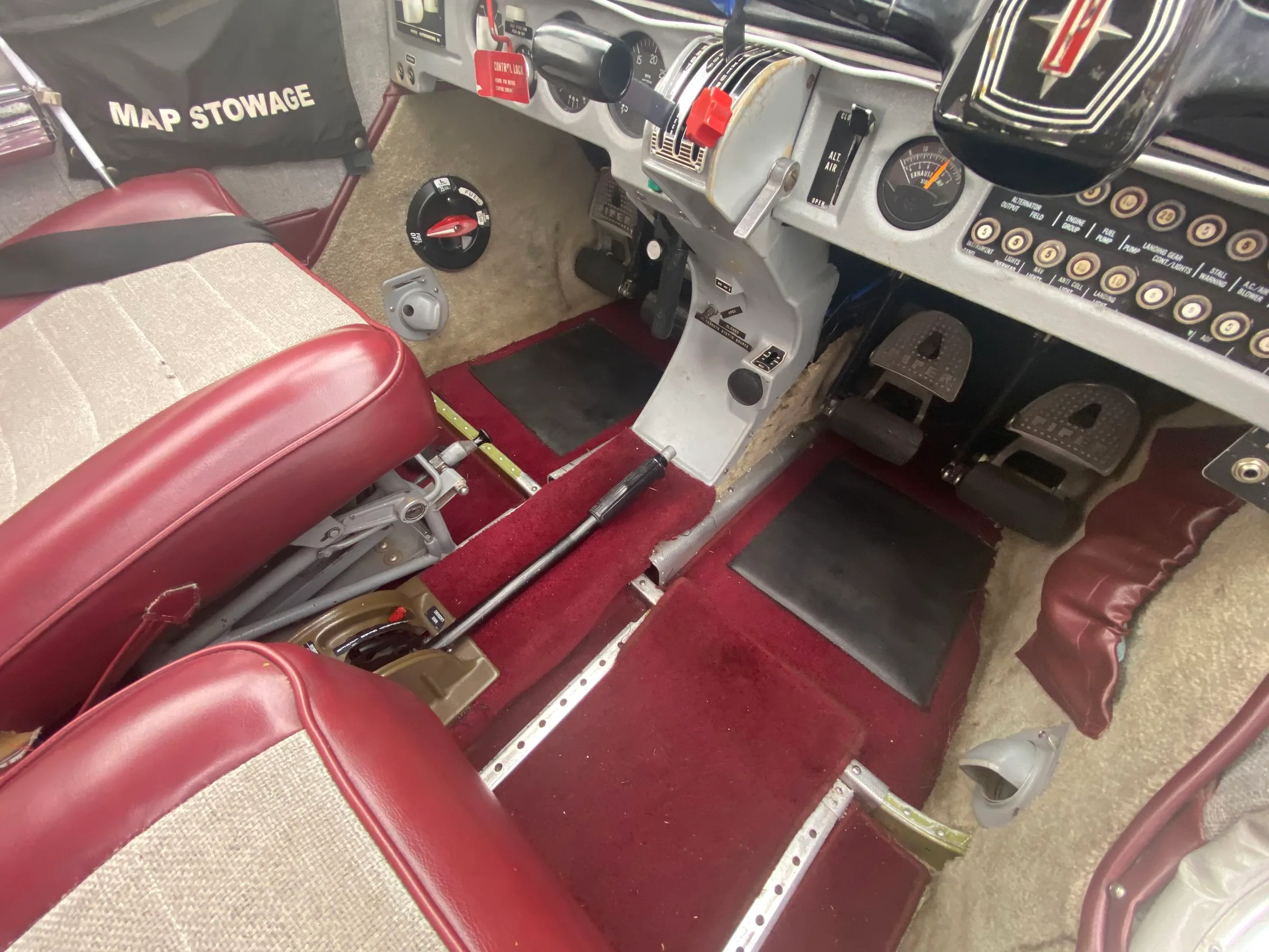 Cockpit and instrument panel of a 1970 Piper PA-28R-200 Arrow II.