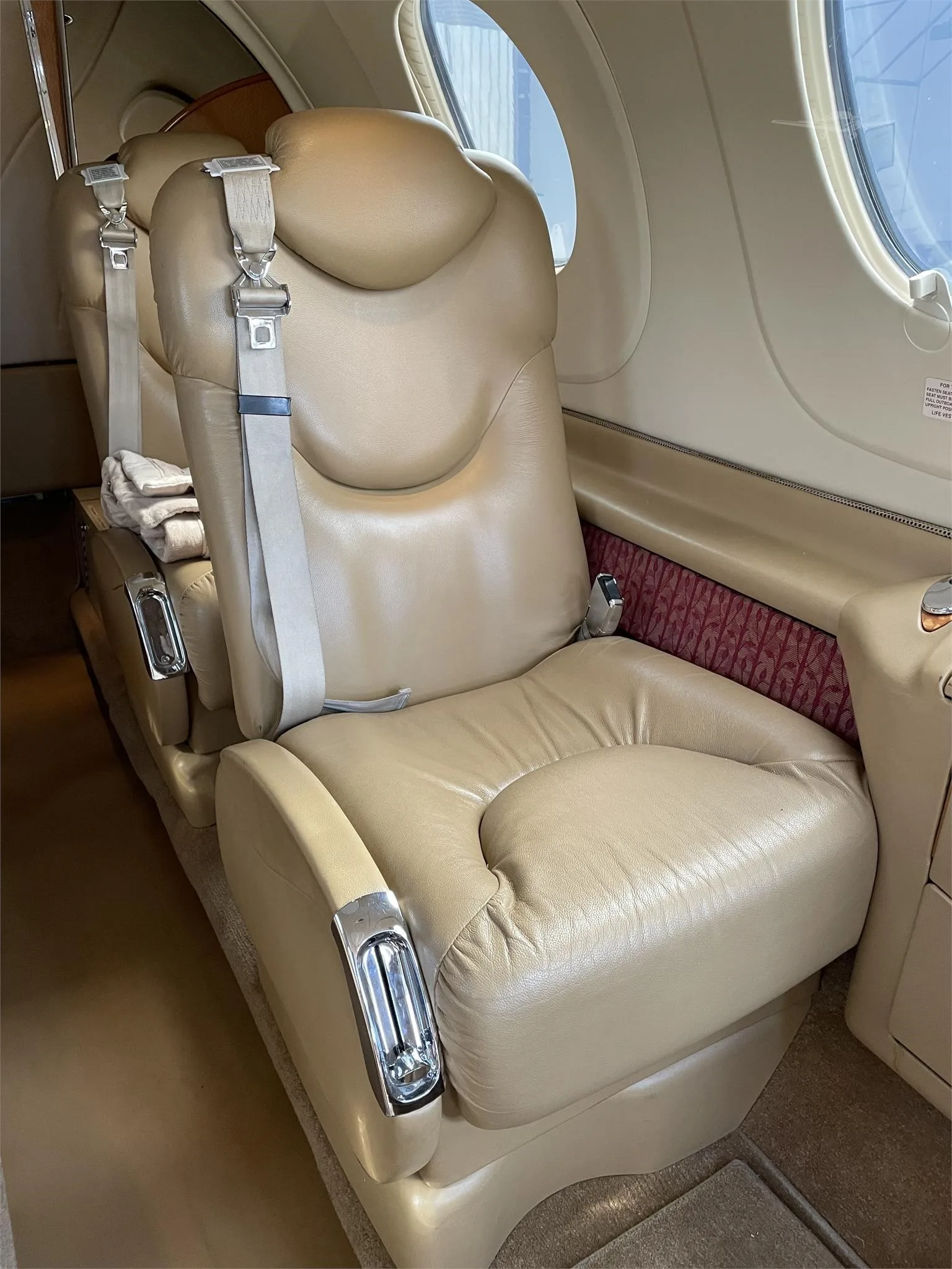 Cabin interior of a 2002 BEECHCRAFT PREMIER I.