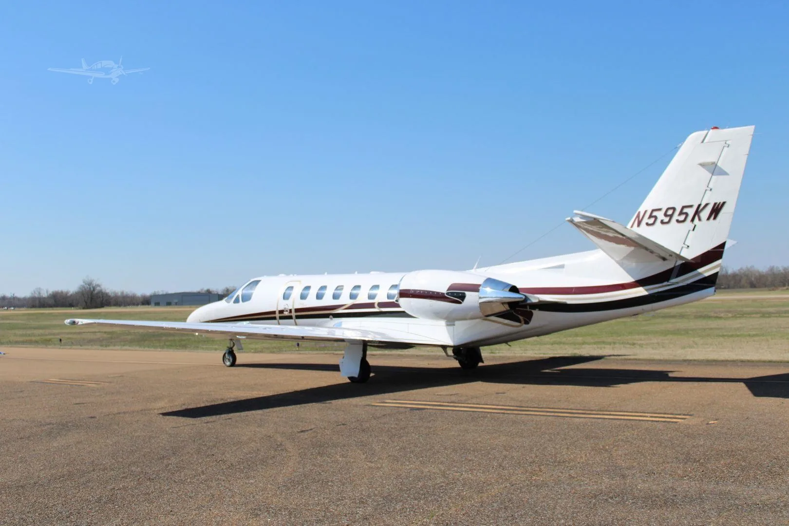 Exterior view of a 2002 CESSNA CITATION ENCORE, N595KW.