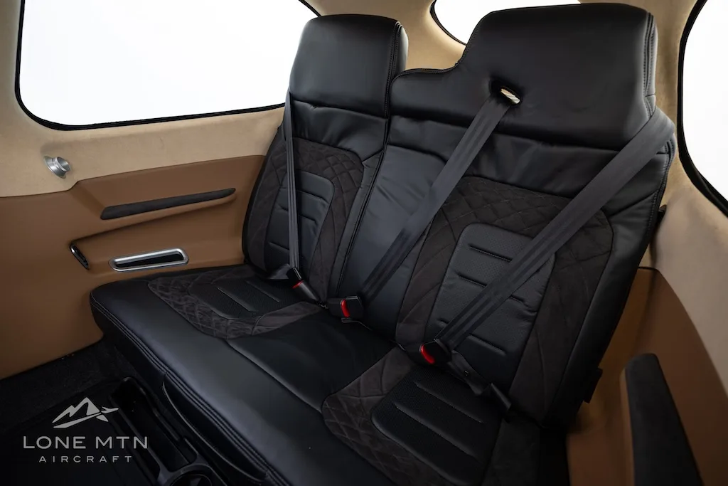 Cabin interior of a 2025 Cirrus SR22T G7.
