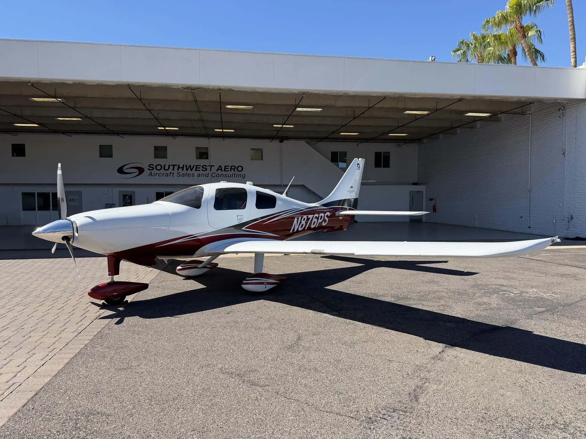 1985 Cessna 182R