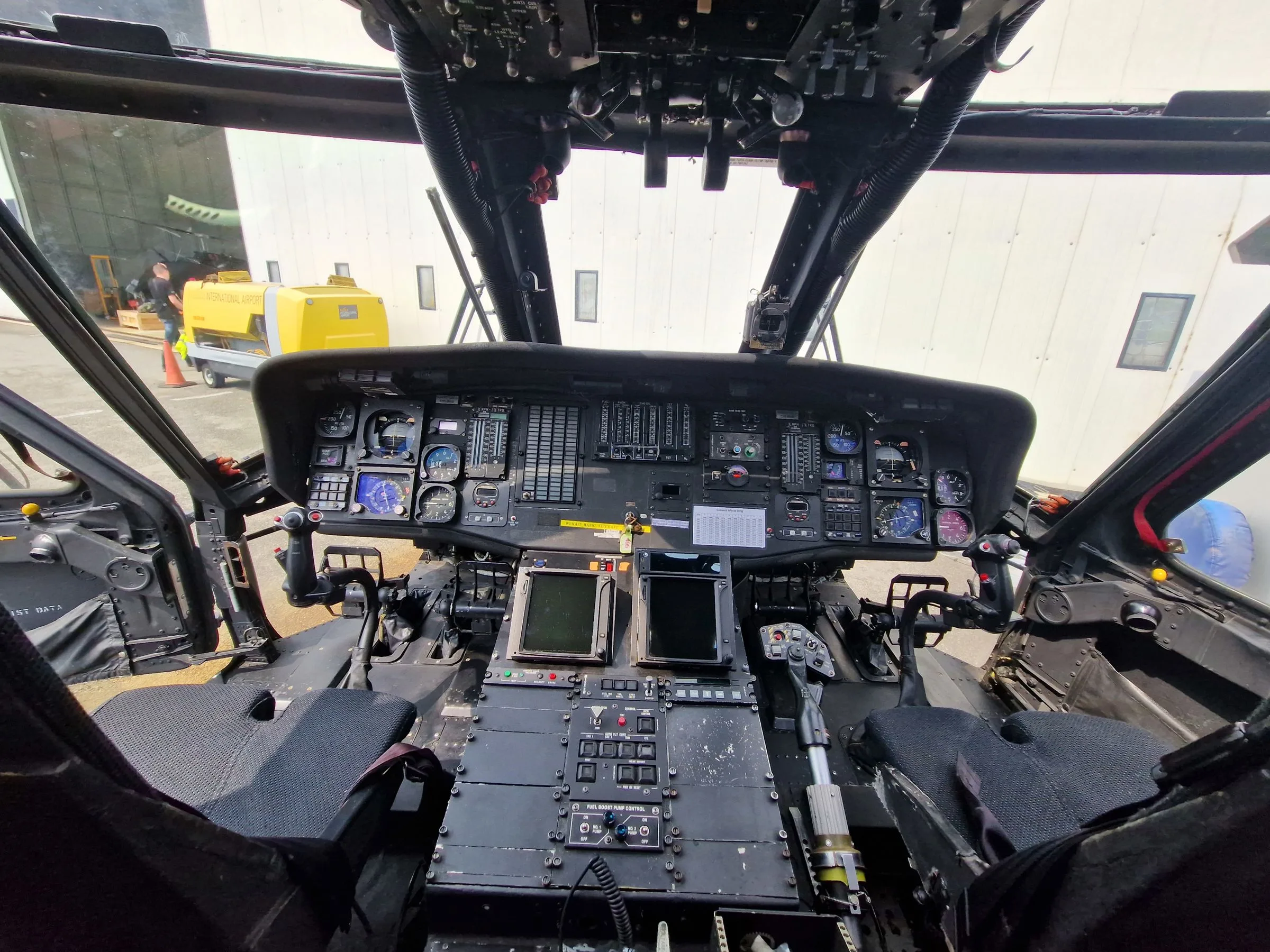Cockpit and instrument panel of a 1980 Sikorsky UH-60 Black Hawk.
