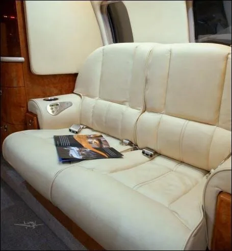 Cabin interior of a 2001 LEARJET 60.