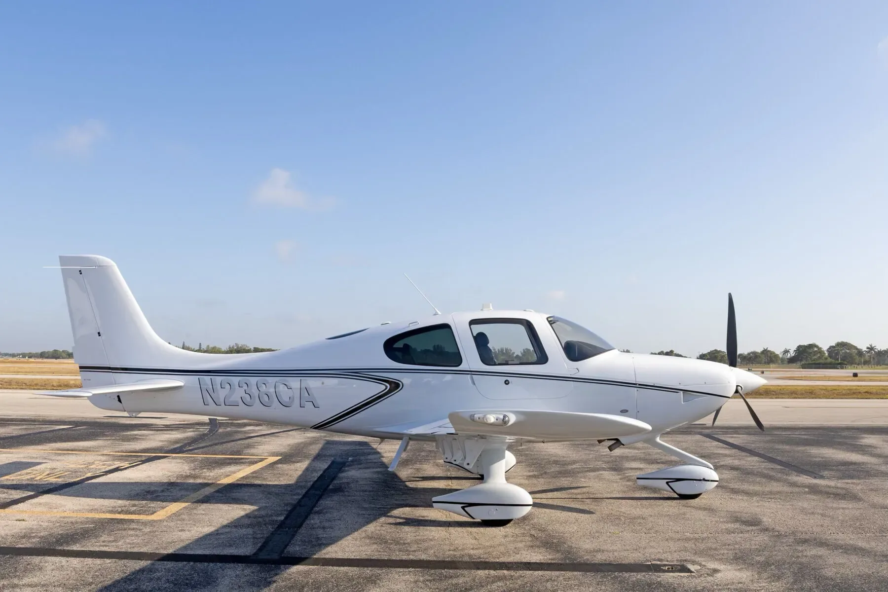 Exterior view of a 2008 Cirrus SR22.