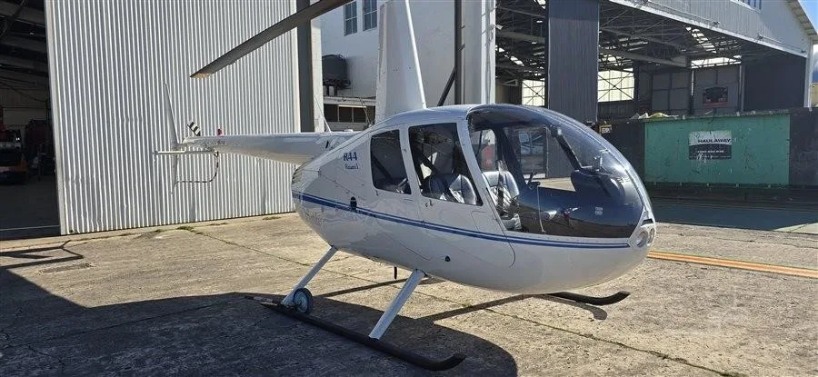 Xxxx - 2010 Robinson R44 Raven I