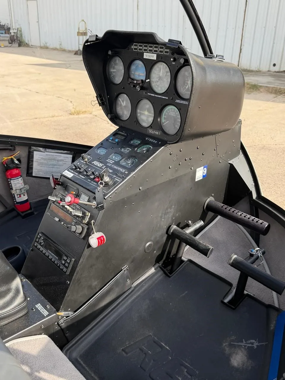 Cockpit and instrument panel of a 2012 ROBINSON R66.