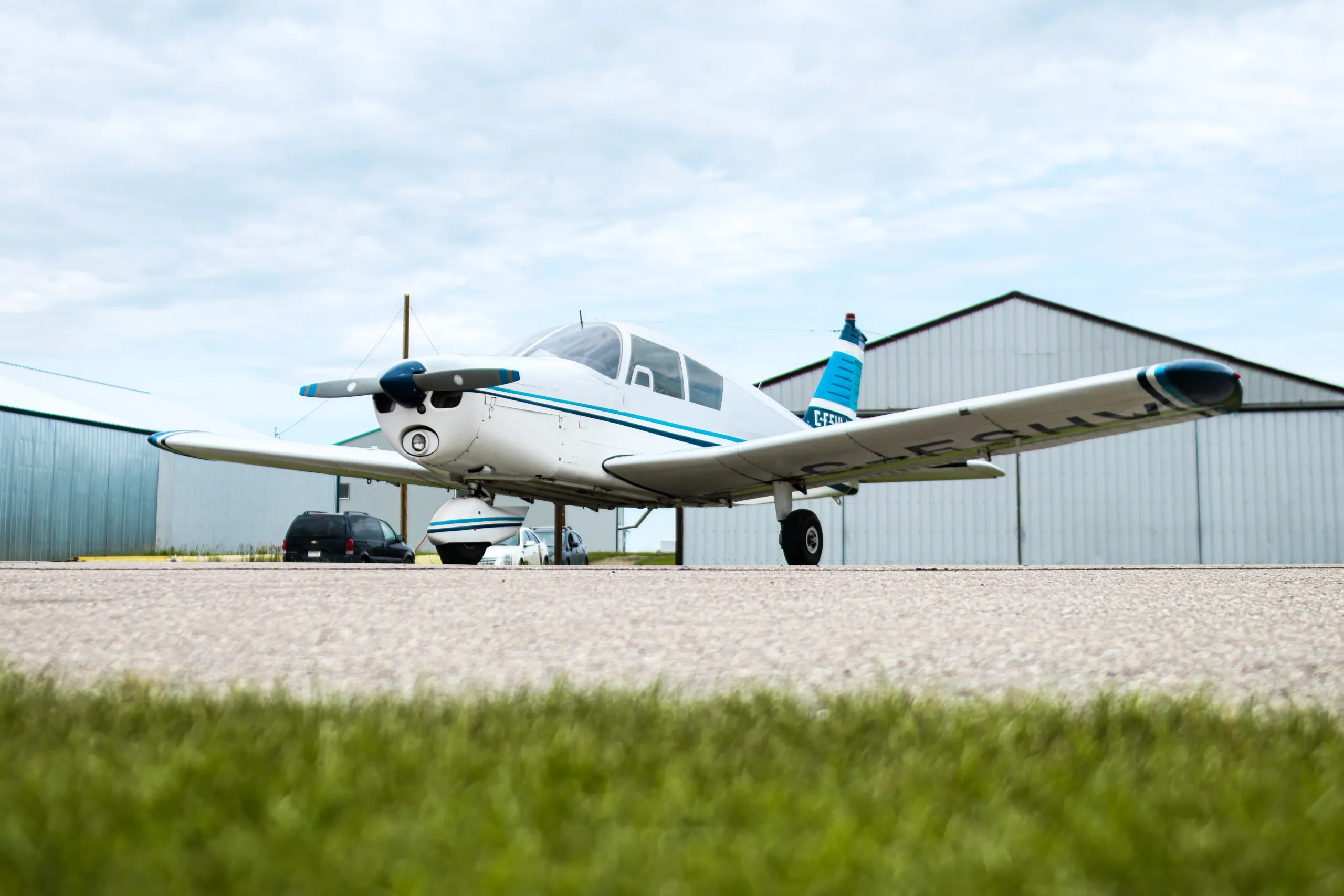 Exterior view of a 1965 Piper Cherokee, C-GFGZ.