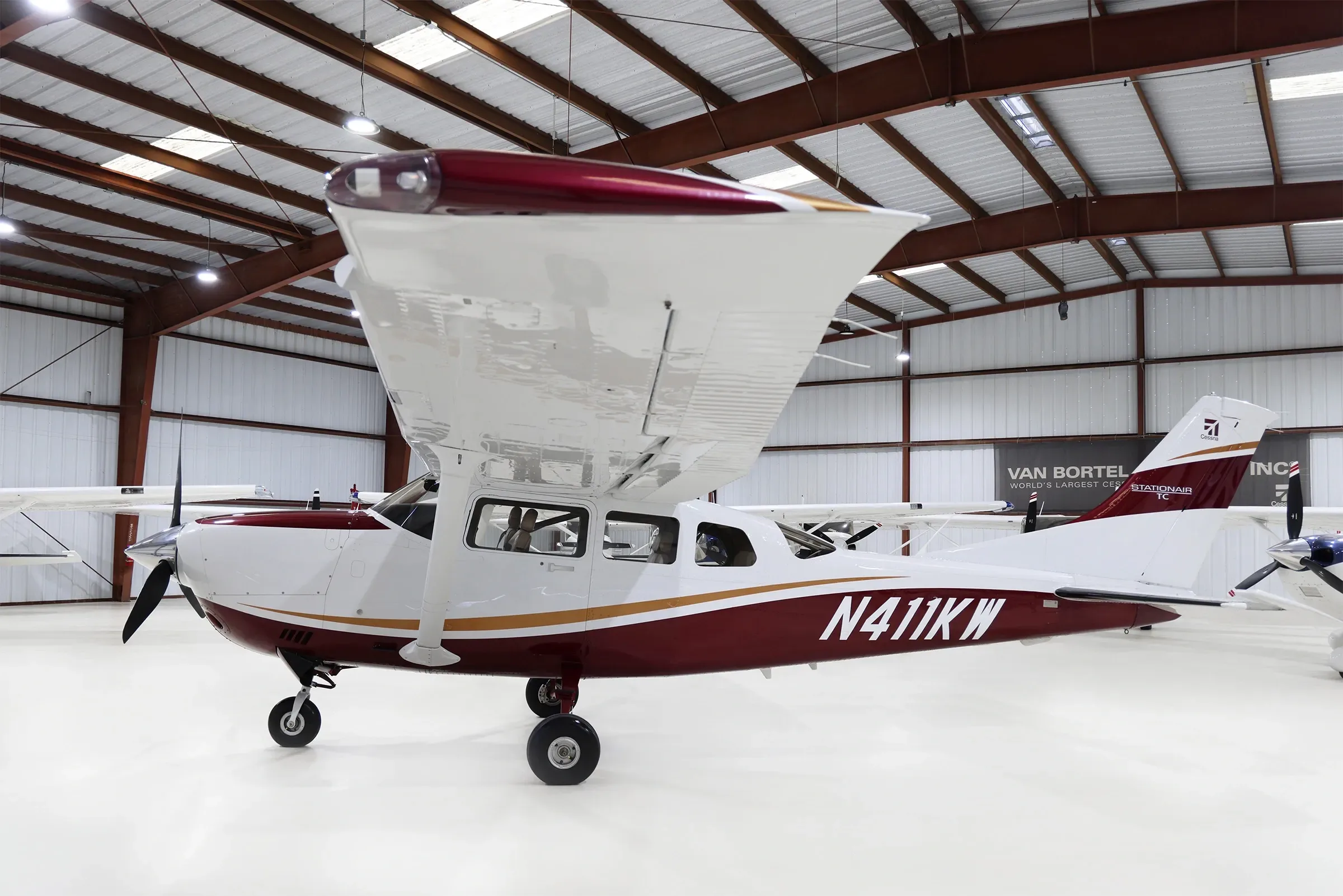 1985 Cessna 182R