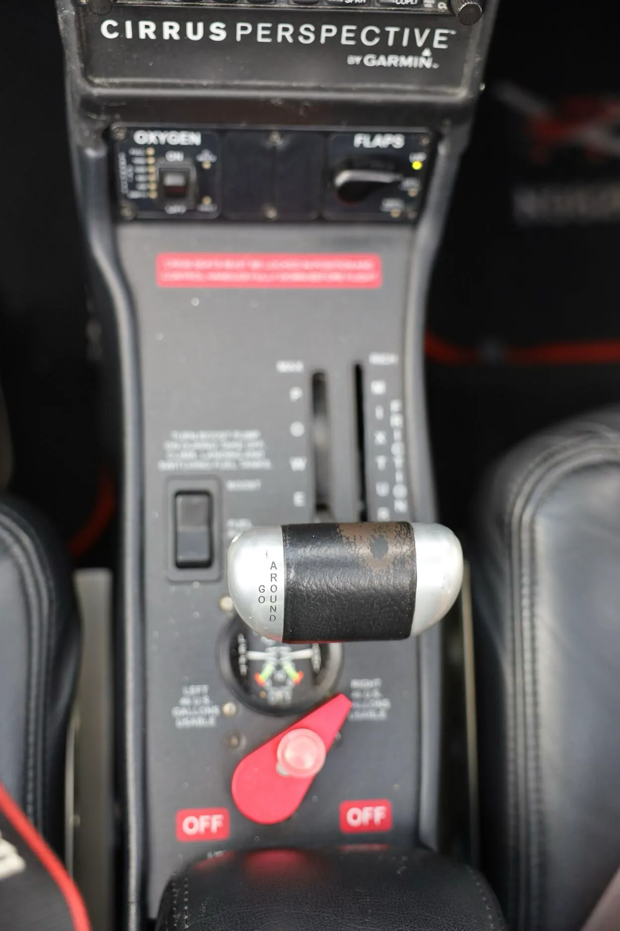 Avionics suite of a 2010 Cirrus SR22-G3 Turbo GTS.