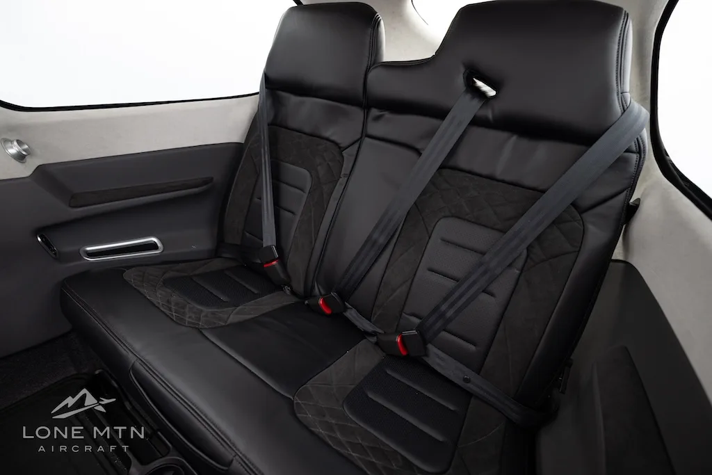 Cabin interior of a 2024 Cirrus SR22 G7 GTS.