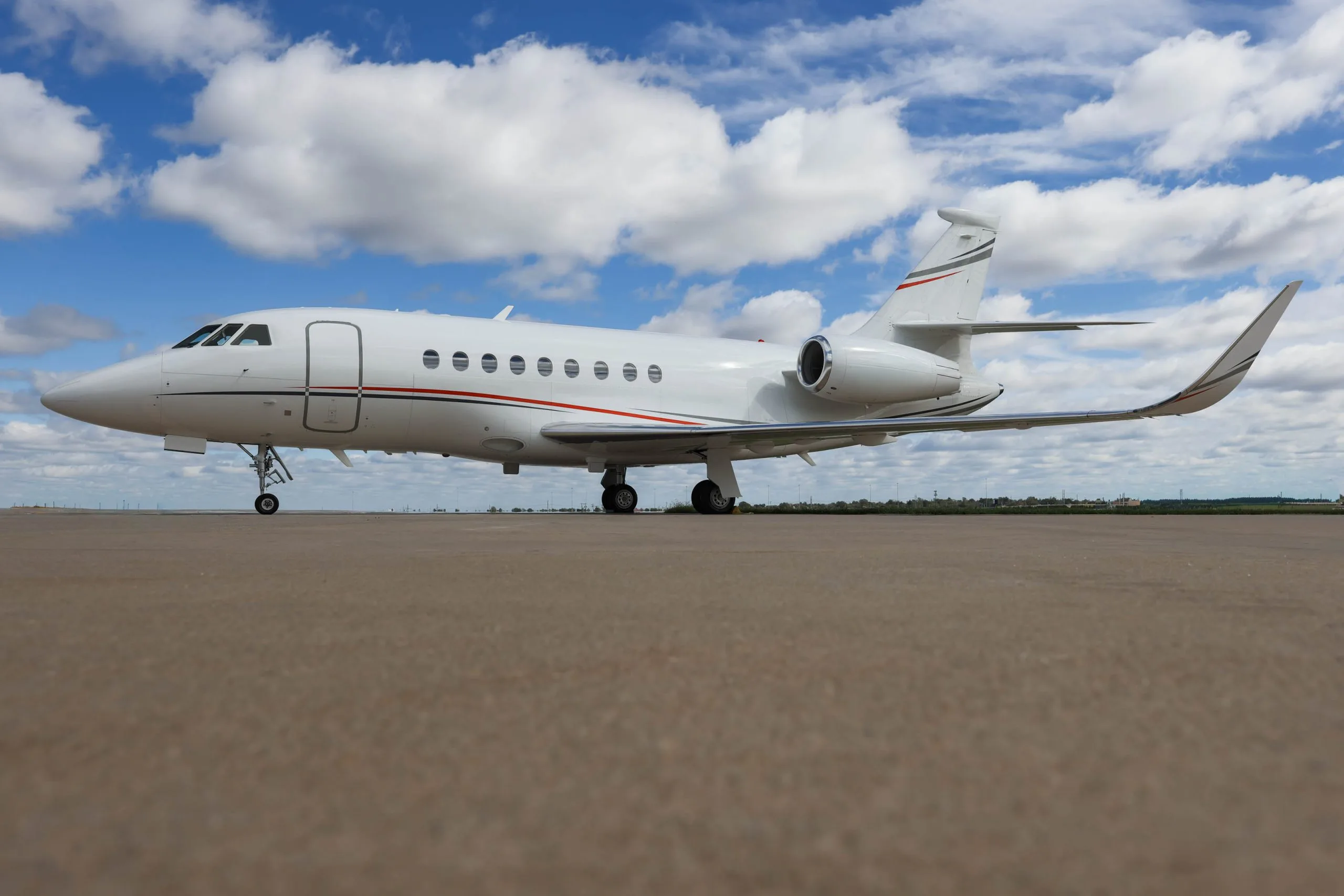 Marketing image of a Dassault Falcon 2000LX.