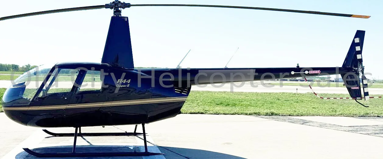 2004 Robinson R44