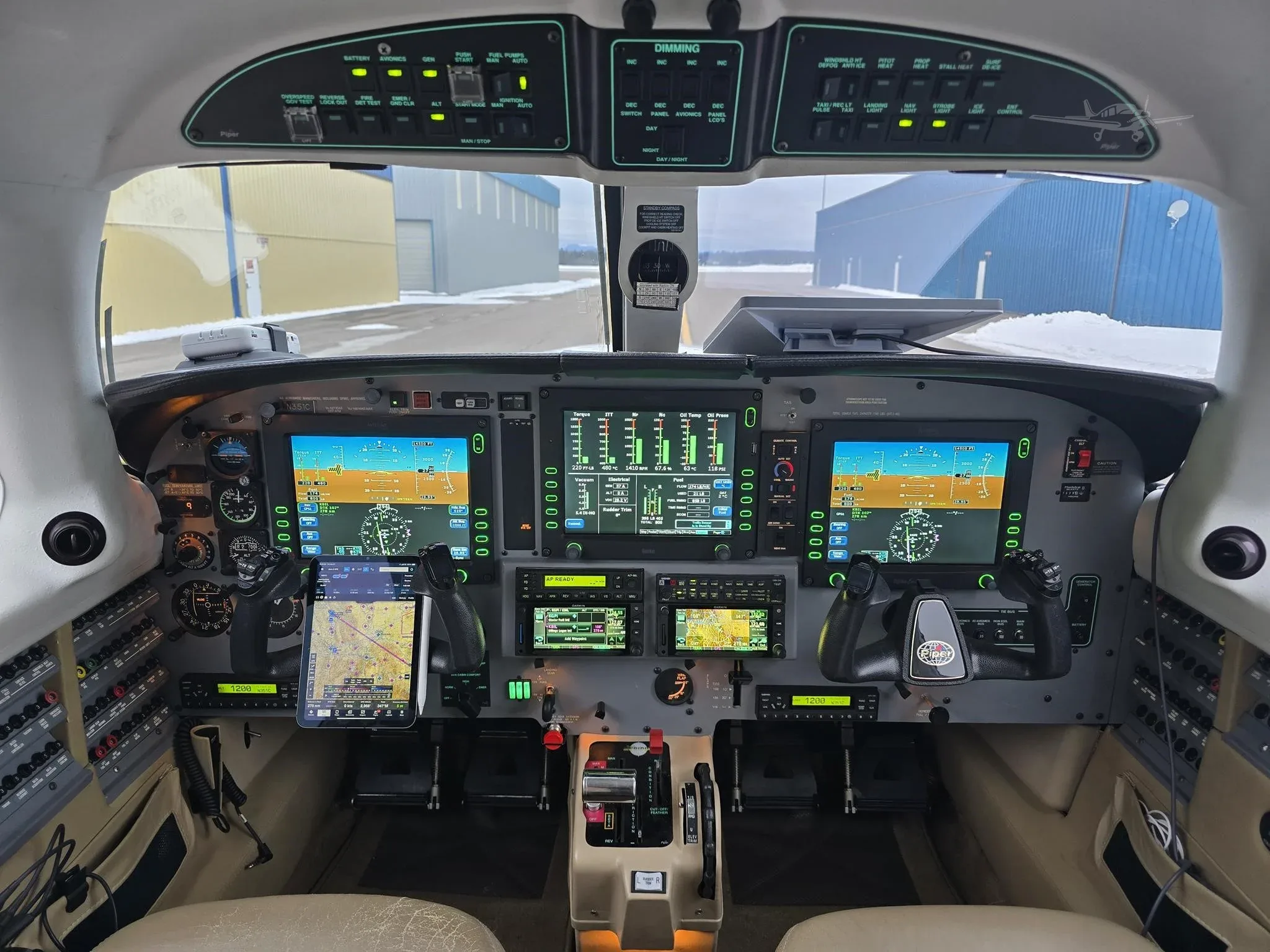 Cockpit and instrument panel of a 2009 PIPER MERIDIAN.