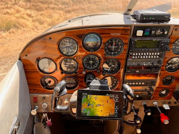 Cockpit and instrument panel of a 1962 Cessna 182e skylane.