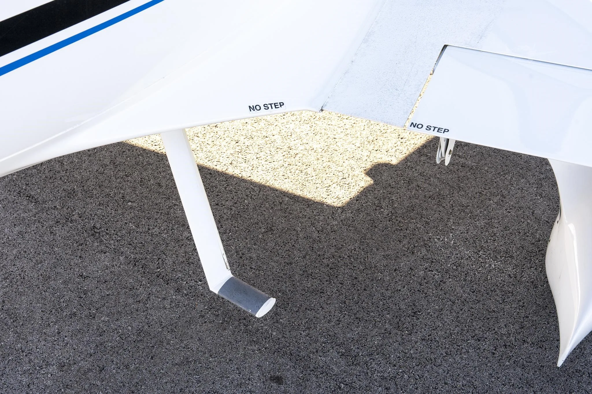 Exterior view of a 2020 CIRRUS SR20-G6, N56VG.