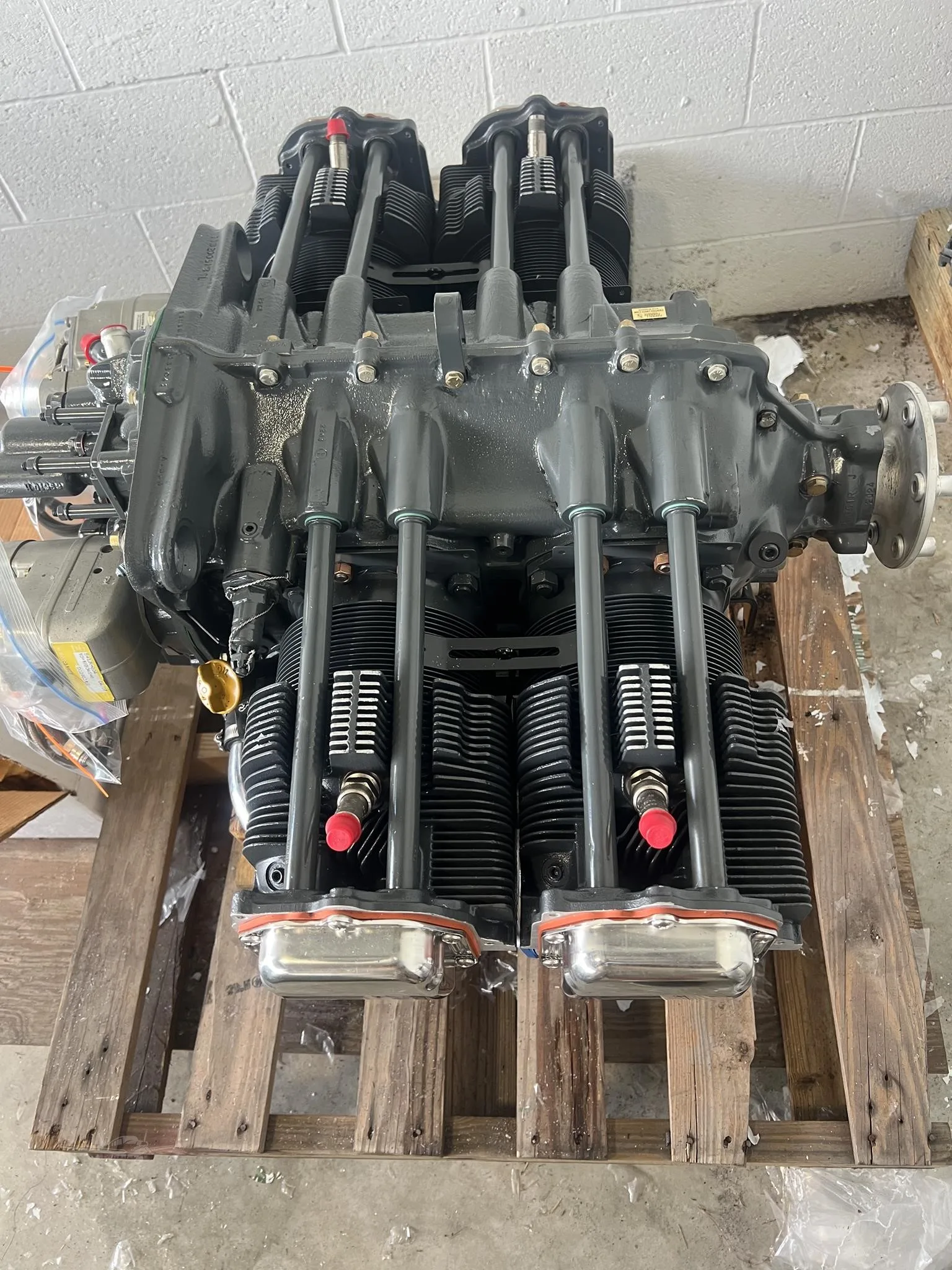 Engine detail of a 1990 ROBINSON R22 BETA.