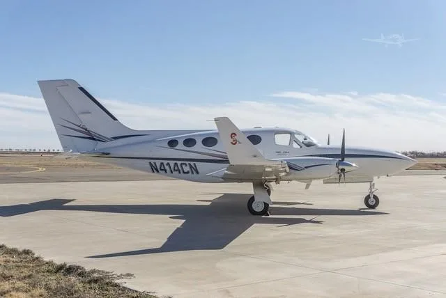 Exterior view of a 1978 CESSNA 414A, N414CN.