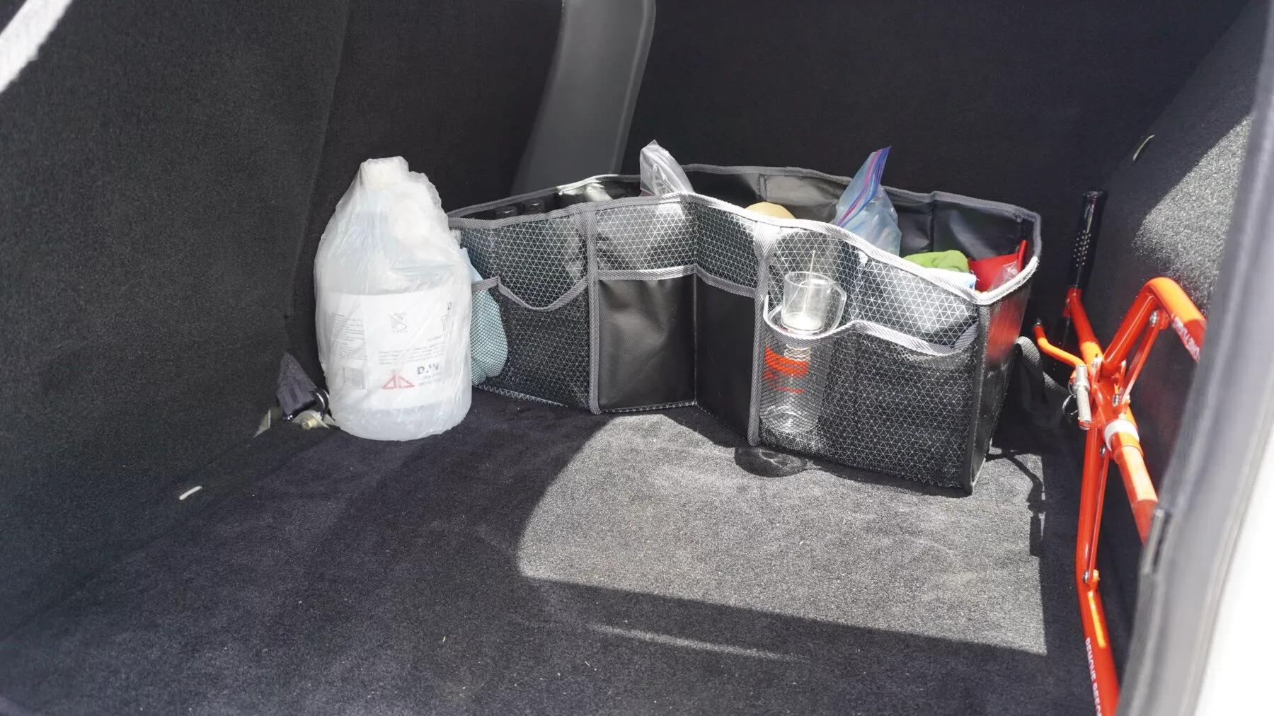 Cabin interior of a 2006 Cirrus SR22-G2 GTS.