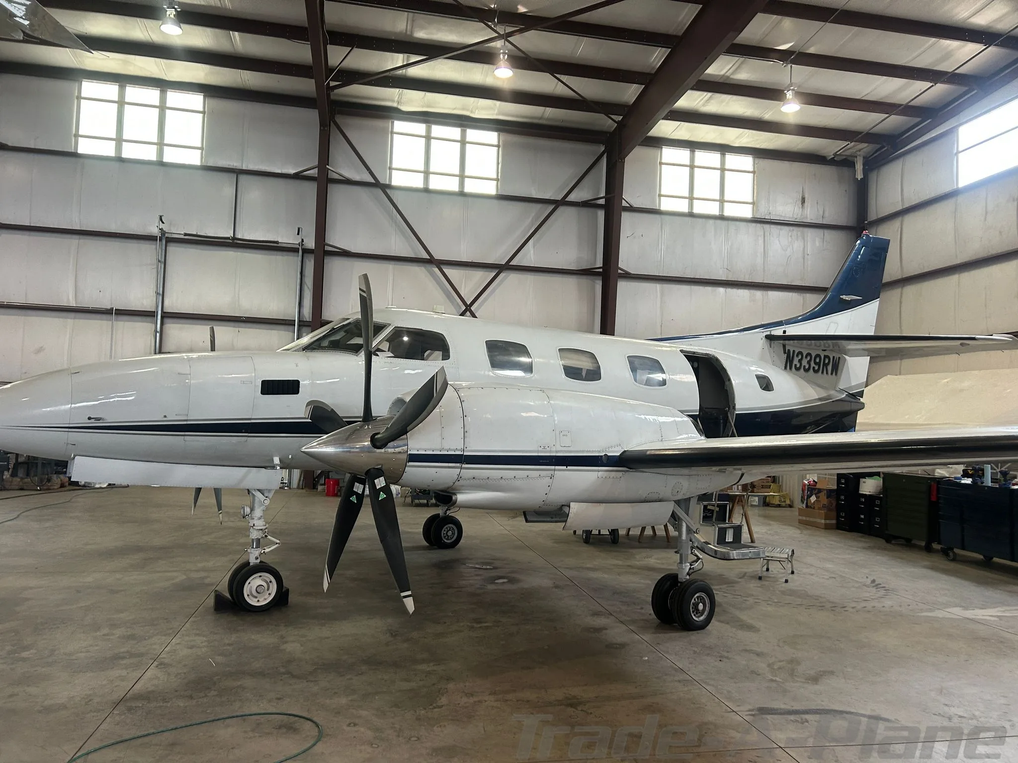 Exterior view of a 1980 SWEARINGEN SA226-T MERLIN IIIB, N339RW.