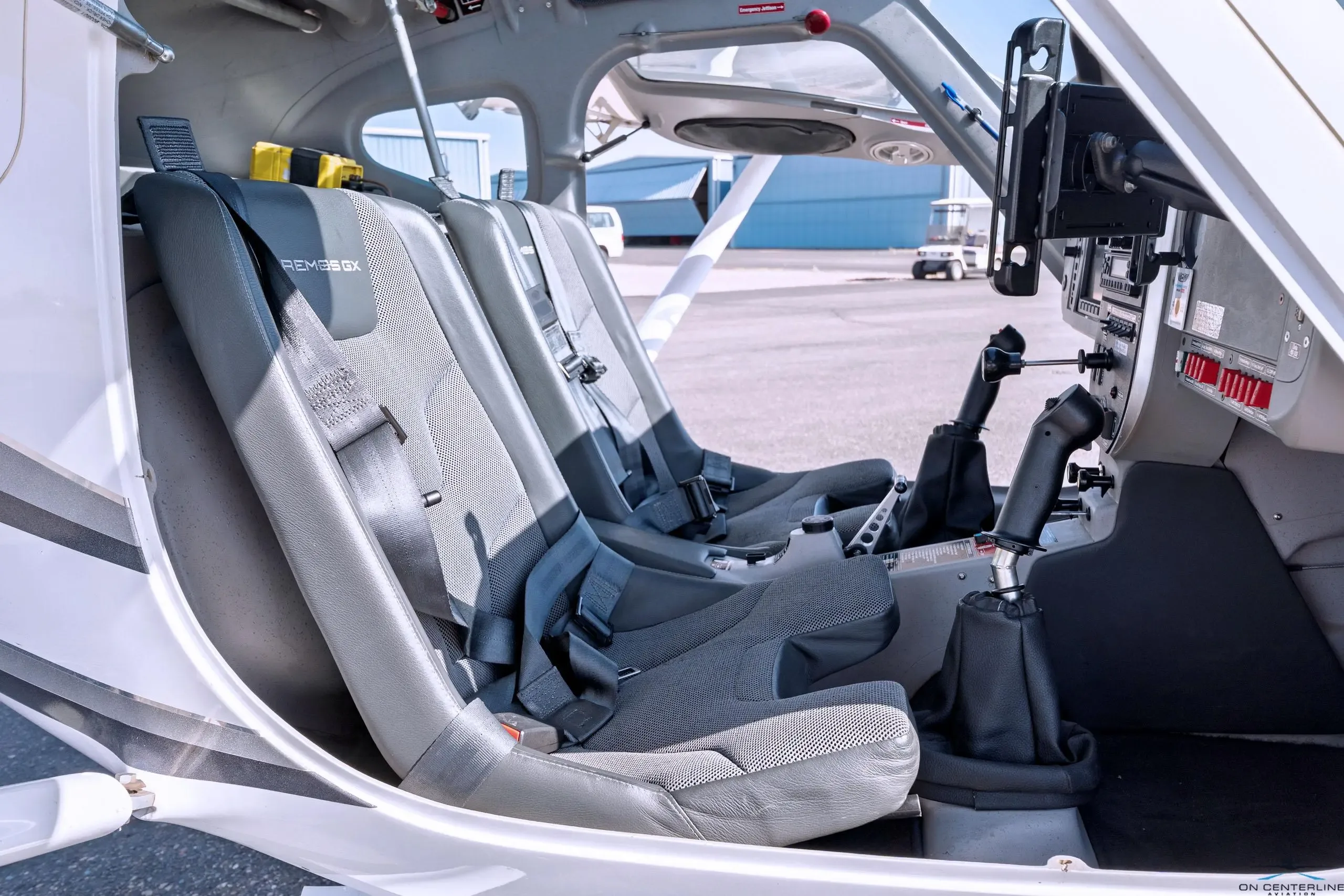 Cockpit and instrument panel of a 2009.