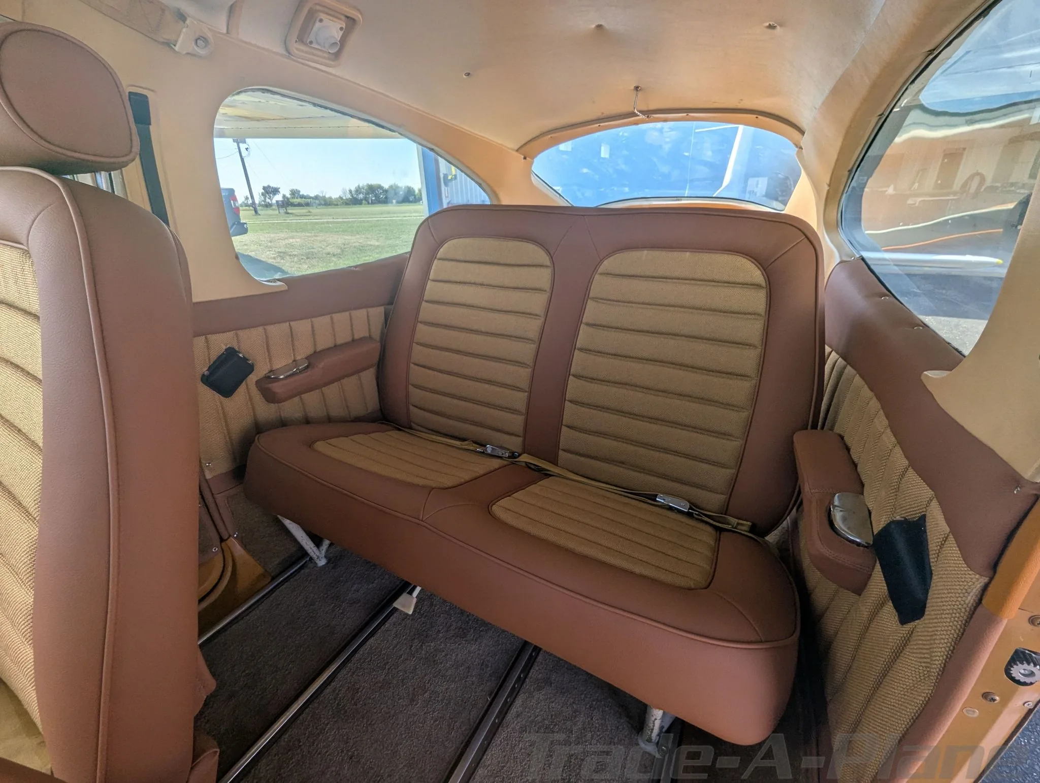 Cabin interior of a 1976 CESSNA 177B.