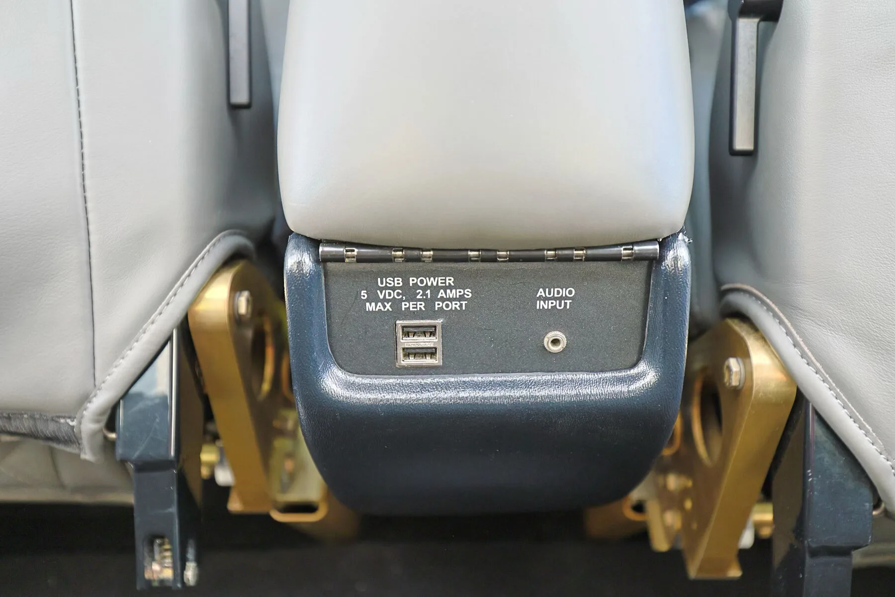 Avionics suite of a 2018 Cirrus SR20 G6 Premium.