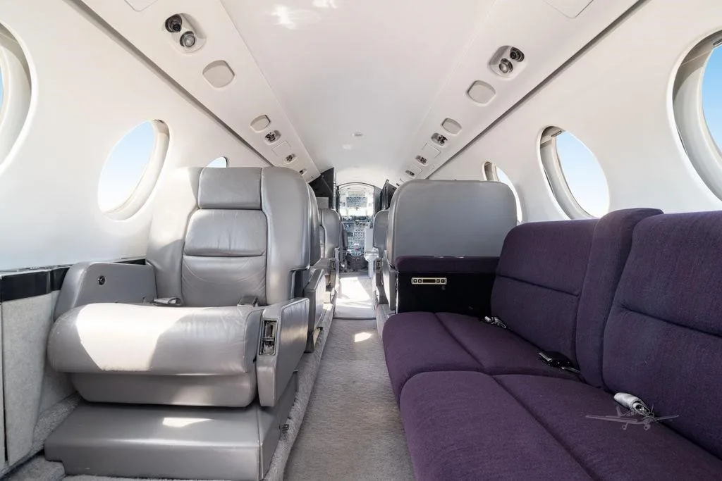 Cabin interior of a 1989 DASSAULT FALCON 50.
