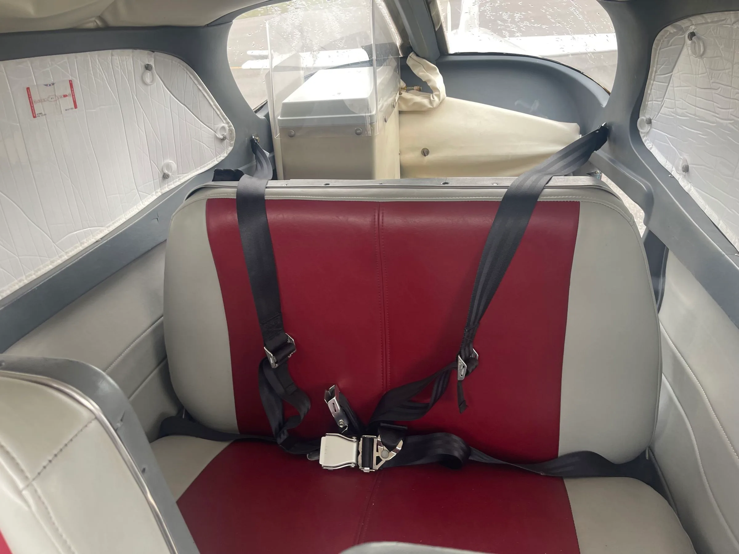 Cabin interior of a 1977 Cessna 172K.