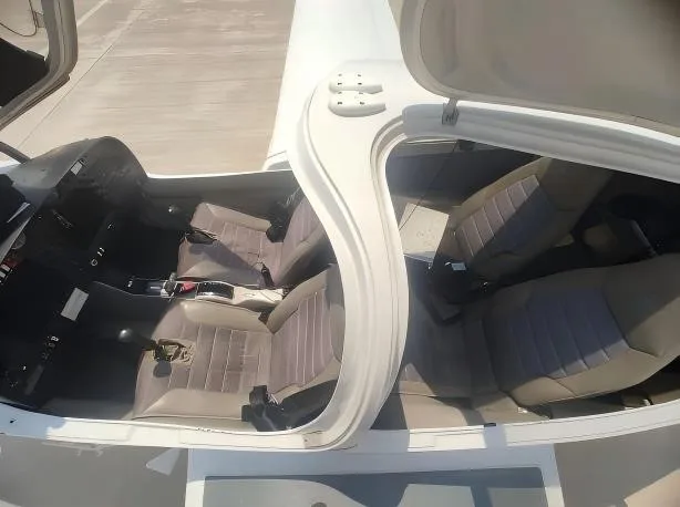 Cabin interior of a 2017 DIAMOND DA40 D.