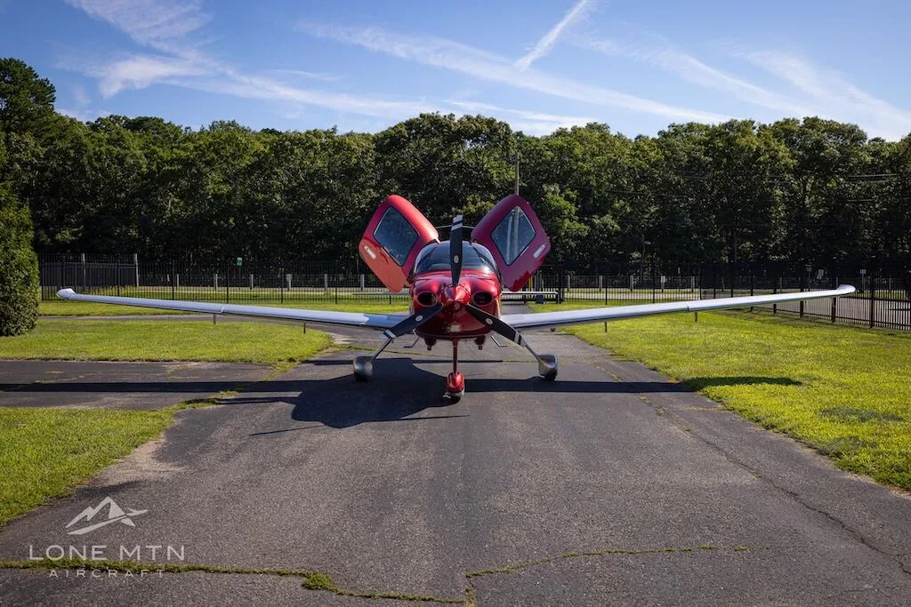 Exterior view of a 2024 Cirrus SR22 G7 GTS.