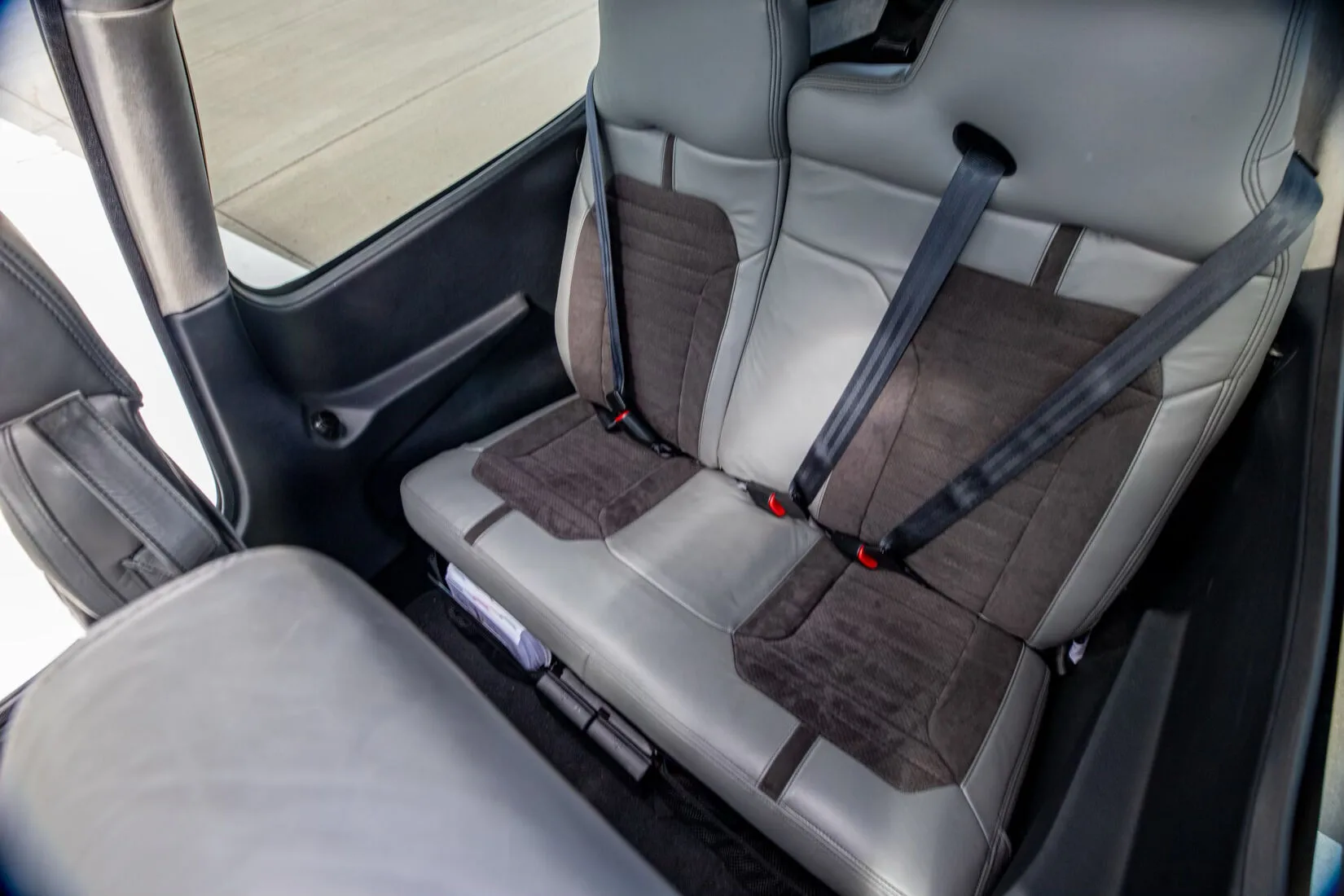 Cabin interior of a 2019 Cirrus SR22-G6 TURBO.